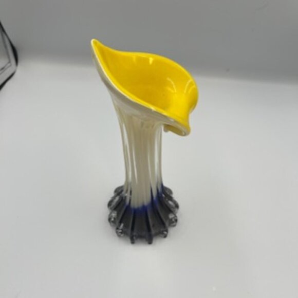 Jack In The Pulpit Art Glass Ribbed Calla Lilly Vase - Picture 3 of 8